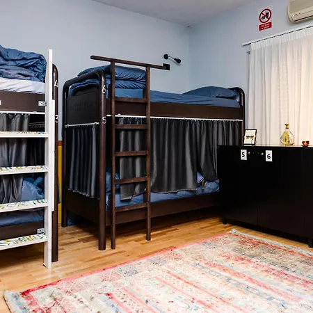 The Bearded Dad Hostal