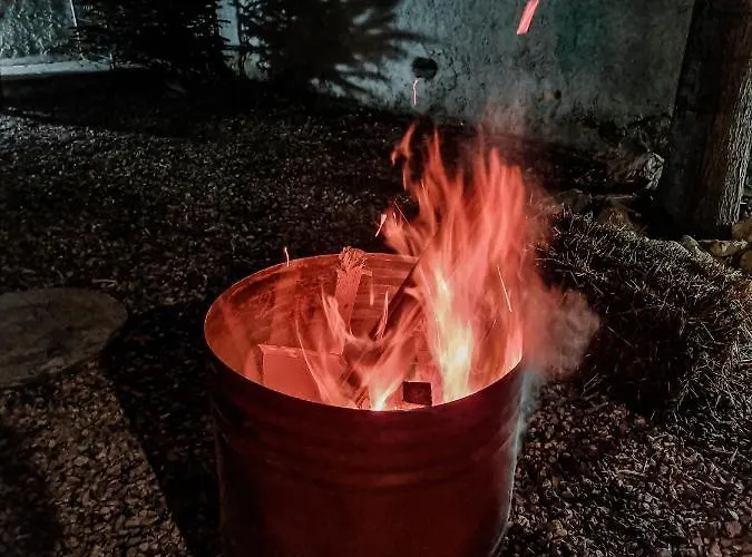 The Bearded Dad אכסניה