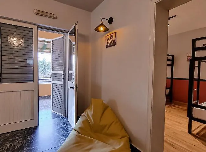 Хостел The Bearded Dad